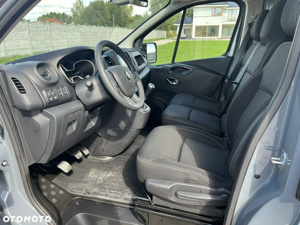 Renault Trafic - 9