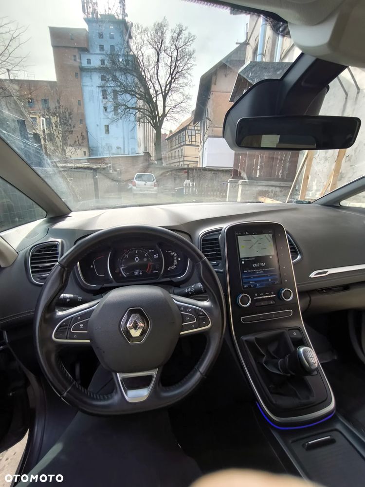 Renault Scenic 1.6 dCi Intens - 15