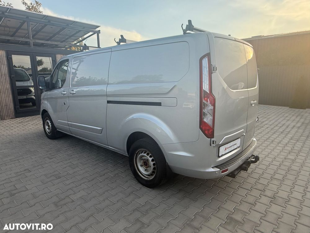 Ford Transit Custom - 11