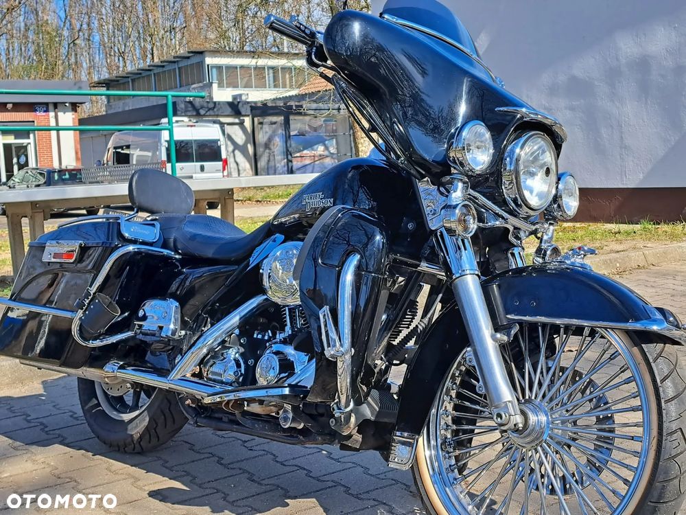 Harley-Davidson Electra - 13