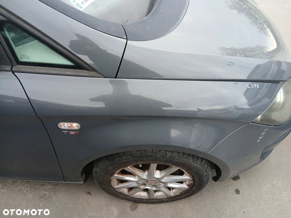 Seat Altea XL Błotnik Przód Przedni Prawy Kolor LZ7X - 1
