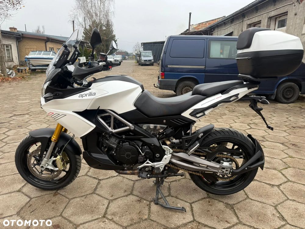 Aprilia Caponord - 7