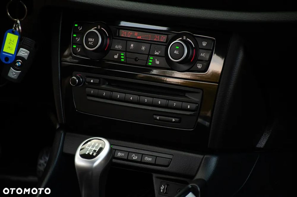 BMW X1 sDrive18d - 10