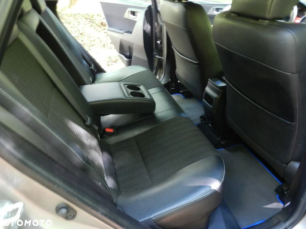 Toyota Auris 1.8 HSD Luna - 15