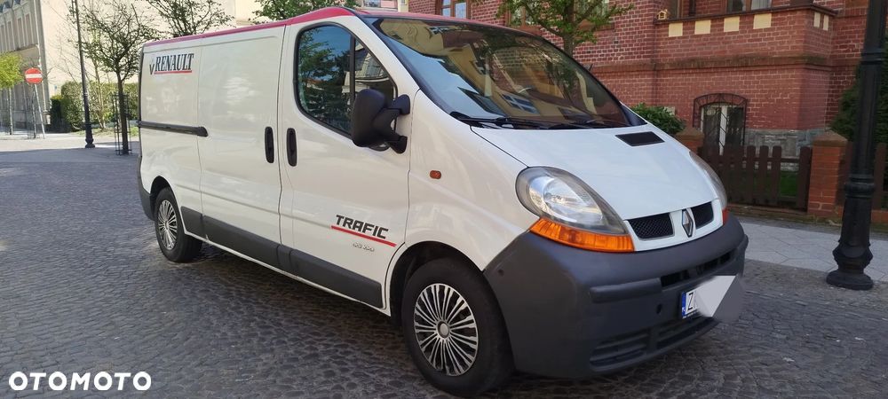 Renault Trafic - 1