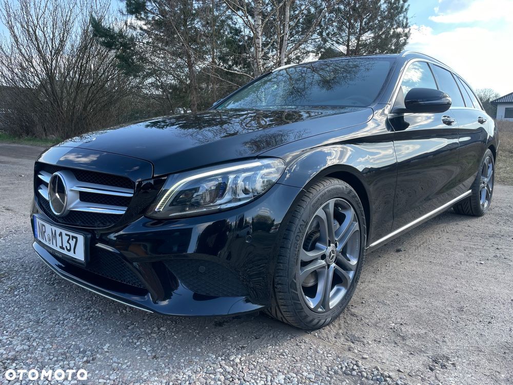 Mercedes-Benz C-Class 2018 photo 2