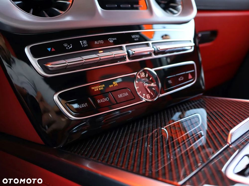 Mercedes-Benz Klasa G AMG 63 AMG Speedshift 9G-TRONIC - 23