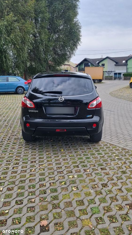 Nissan Qashqai - 2
