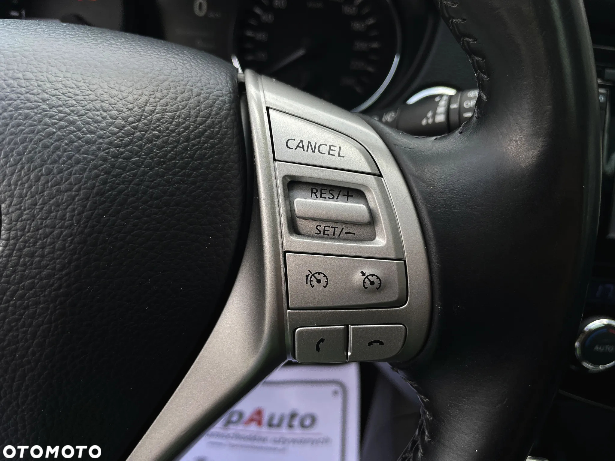 Nissan Qashqai 1.6 DCi N-Connecta Xtronic - 26