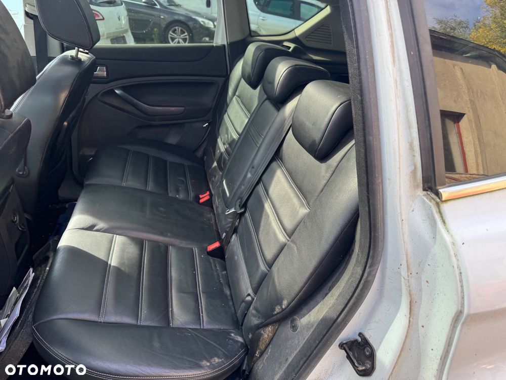 Ford Kuga 2.0 TDCi 4x4 Titanium - 10