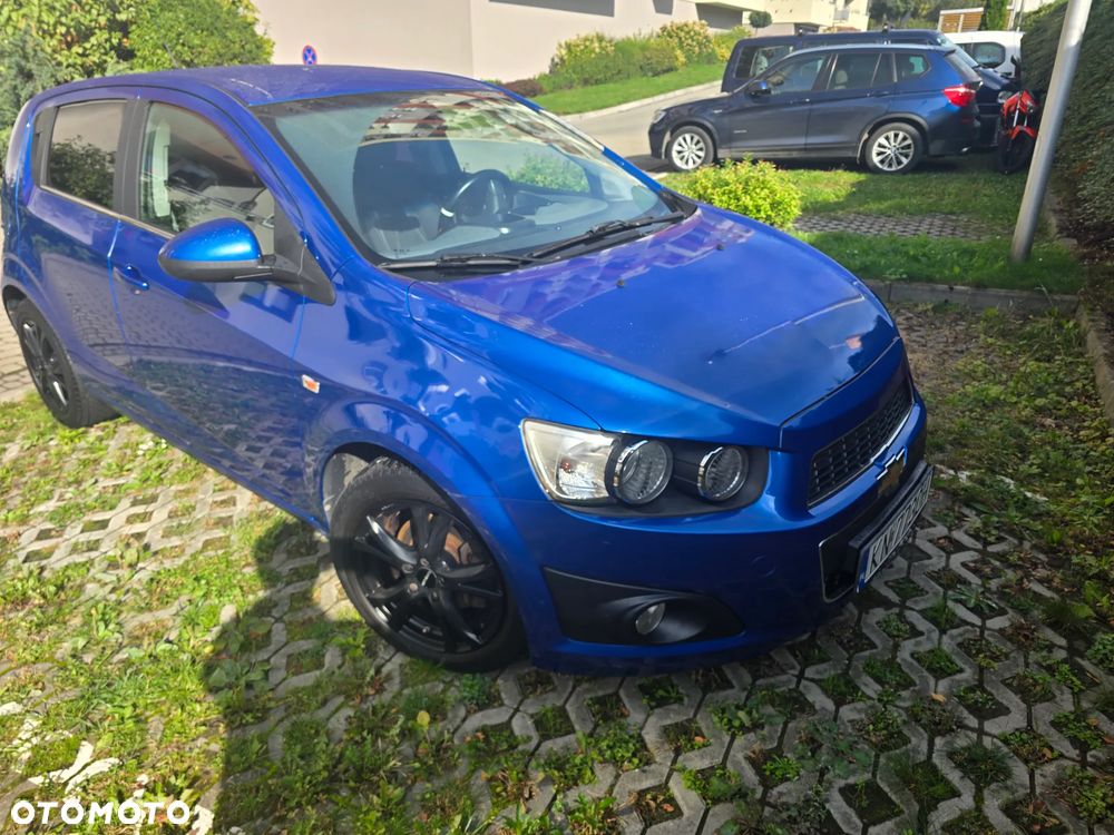 Chevrolet Aveo 1.6 LTZ - 18