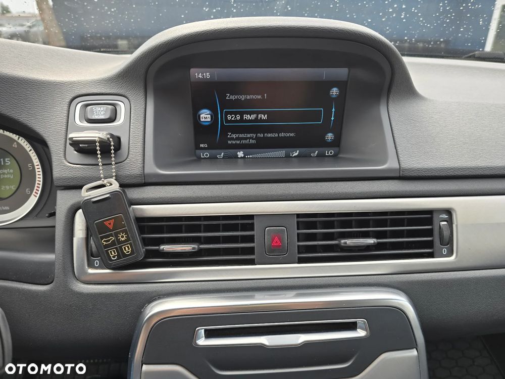 Volvo XC 70 D4 Geartronic Momentum - 20