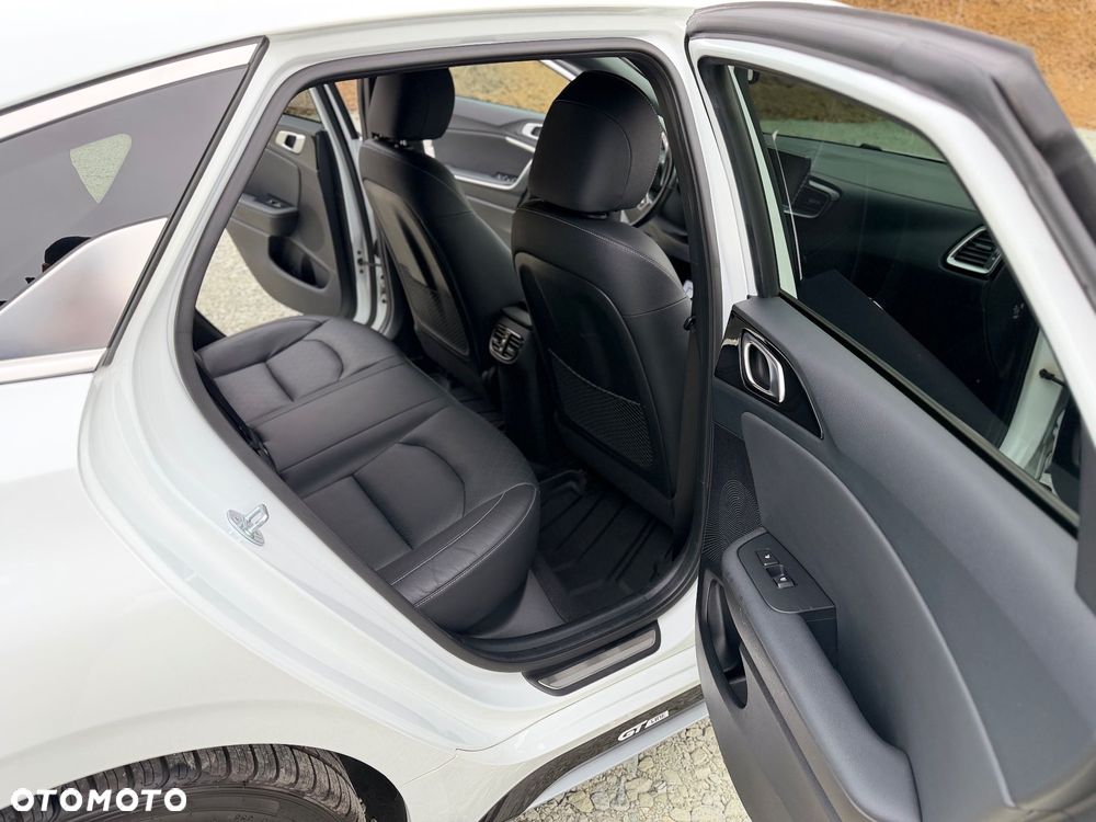 Kia ProCeed 1.4 T-GDI GT Line DCT - 12