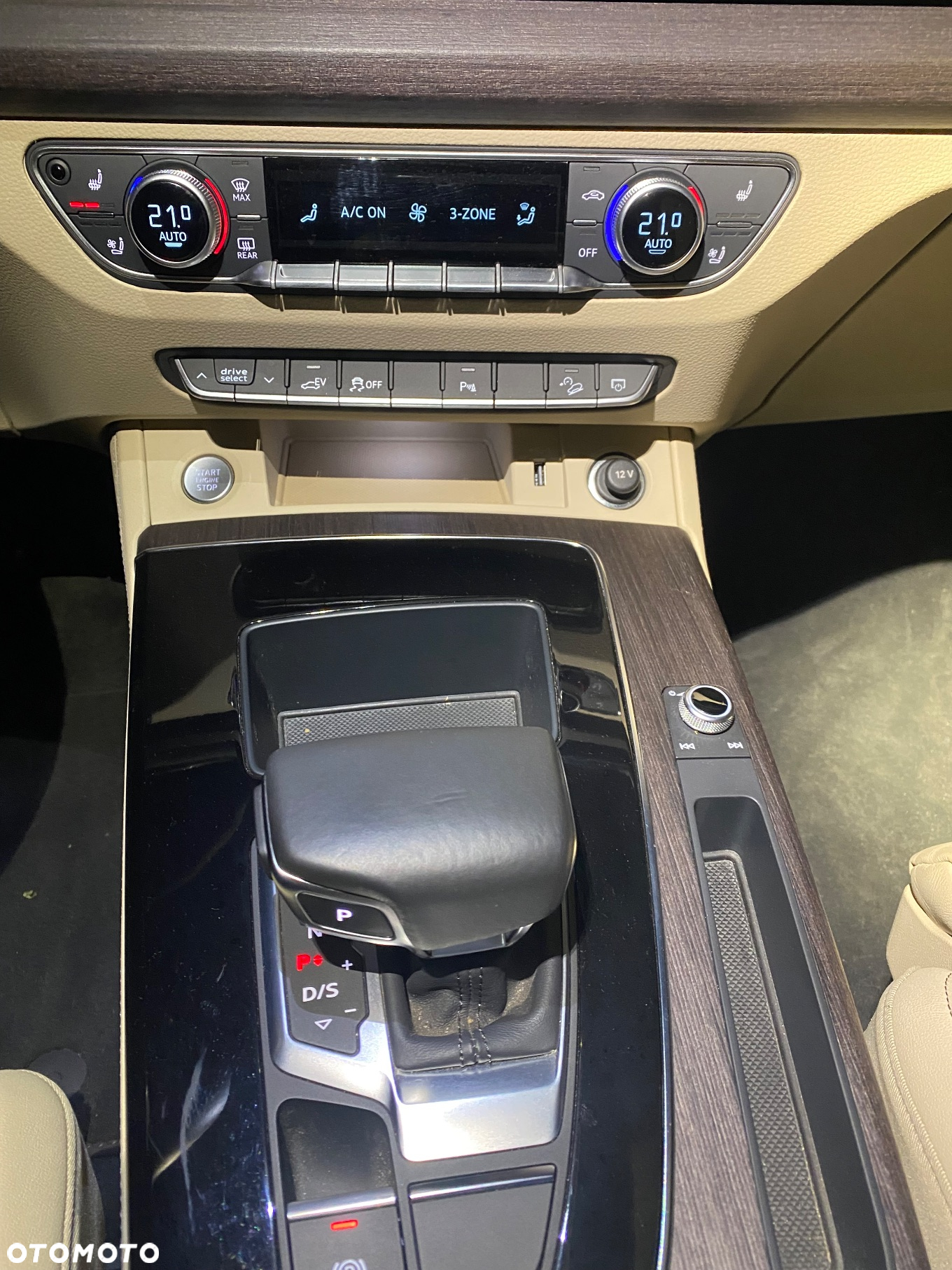 Audi Q5 50 TFSI e Quattro S tronic - 17