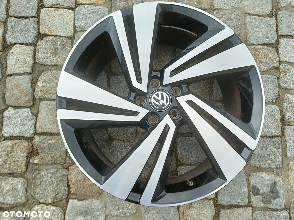 Felga aluminiowa 18 VW T-Cross T Cross 7Jx18 H2 ET39 2GM601025H - 1
