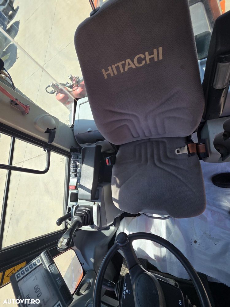 Hitachi ZW180-6, 2019, 6.049h, FULL OPTION, Gresare automataz, Cupa NOUA 3mc, anvelope L5 90% bune, Cantar, Joystick, inst hidr suplimentara, Masa operationala 17t, motor 129kW, basculeaza la 4m,Camera spate,Posibilitate leasing 3 ani-PROMOTIE -96900 EUR+Tva - 27