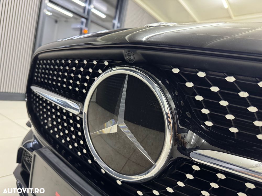 Mercedes-Benz CLA 250 e 8G-DCT AMG Line - 13