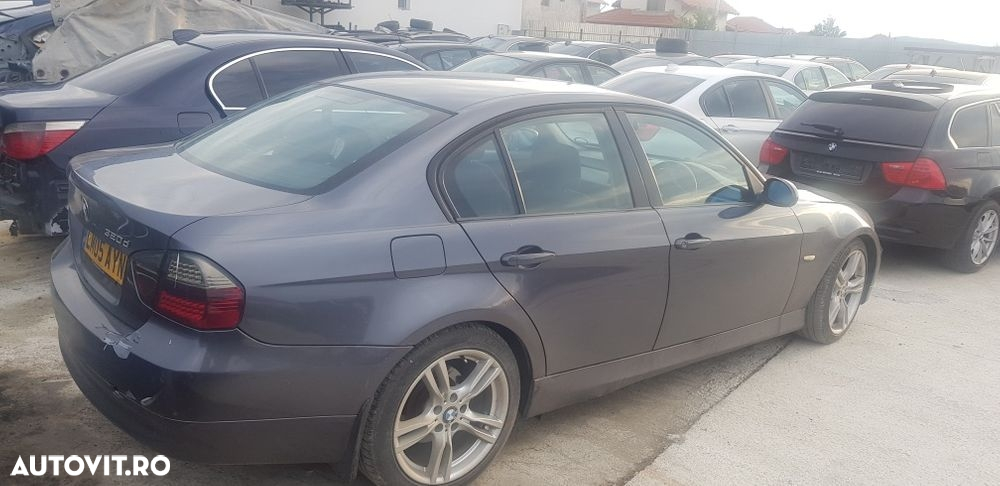 BMW 330d - 2