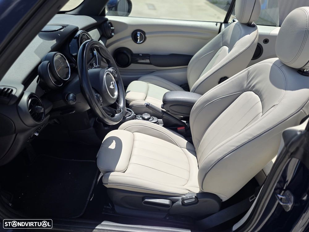 MINI Cabrio Cooper D Auto - 16