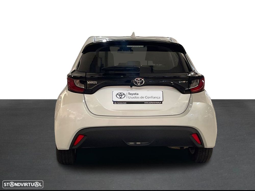 Toyota Yaris — fotografia 4