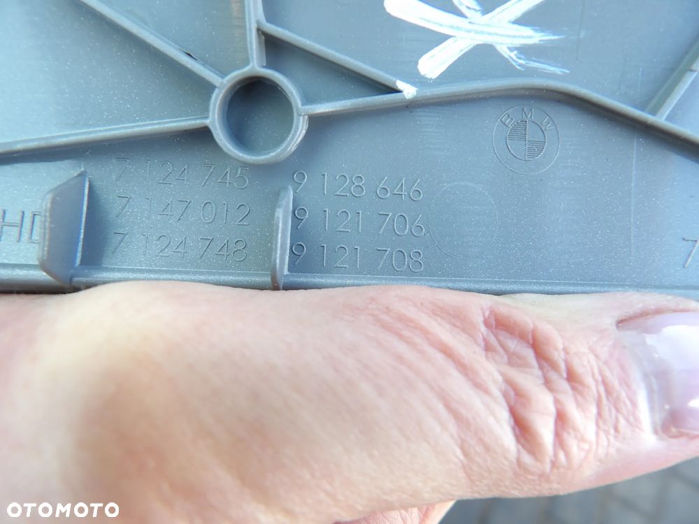 BMW - E81,E87 - LISTWA , DEKOR KONSOLI - EUROPA - 9128646 - 2