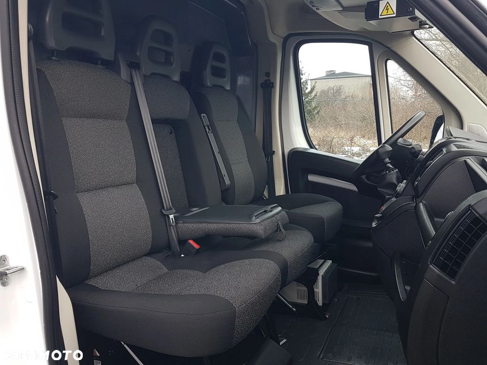 Fiat DUCATO L3H2 CHŁODNIA MROŹNIA 2 KOMORY IZOTERMA AGREGAT KLIMA TEMPOMAT DŁUGI WYSOKI BLASZAK VAN FURGON - 24