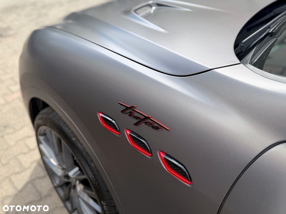 Maserati Levante Trofeo - 12