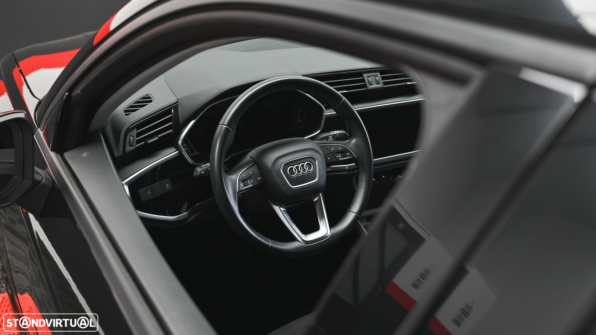 Audi Q3 45 TFSIe S line S tronic - 36