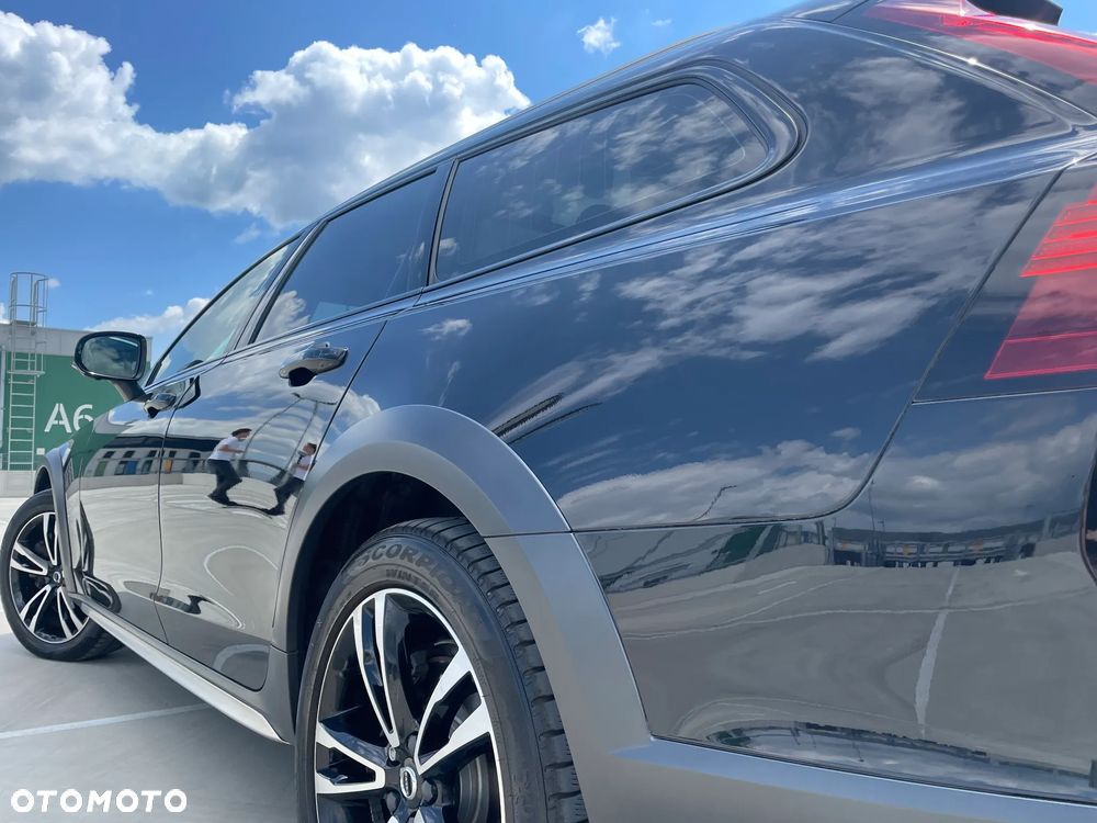 Volvo V90 Cross Country B5 D AWD Pro - 15