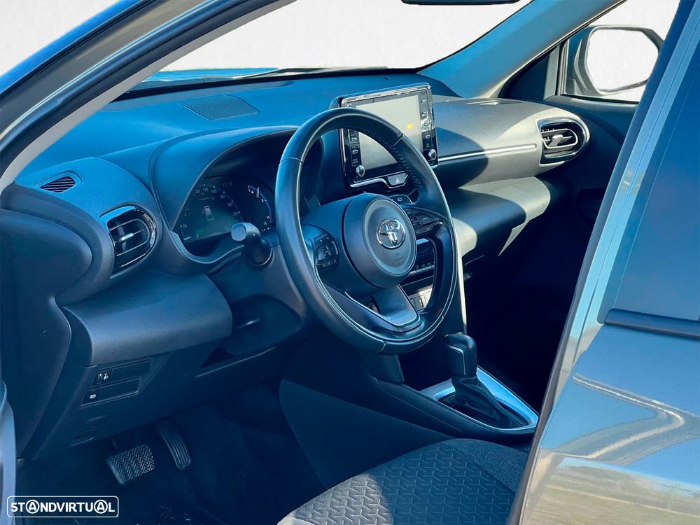 Toyota Yaris Cross 1.5 HDF Comfort Plus - 10