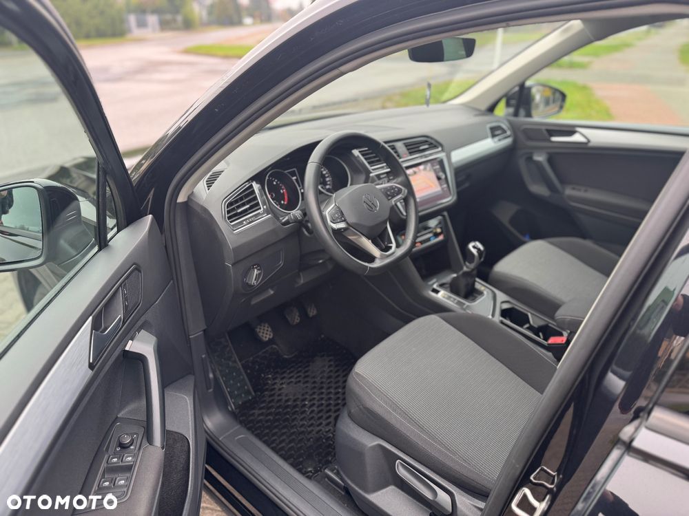 Volkswagen Tiguan 2.0 TDI SCR ACTIVE - 25