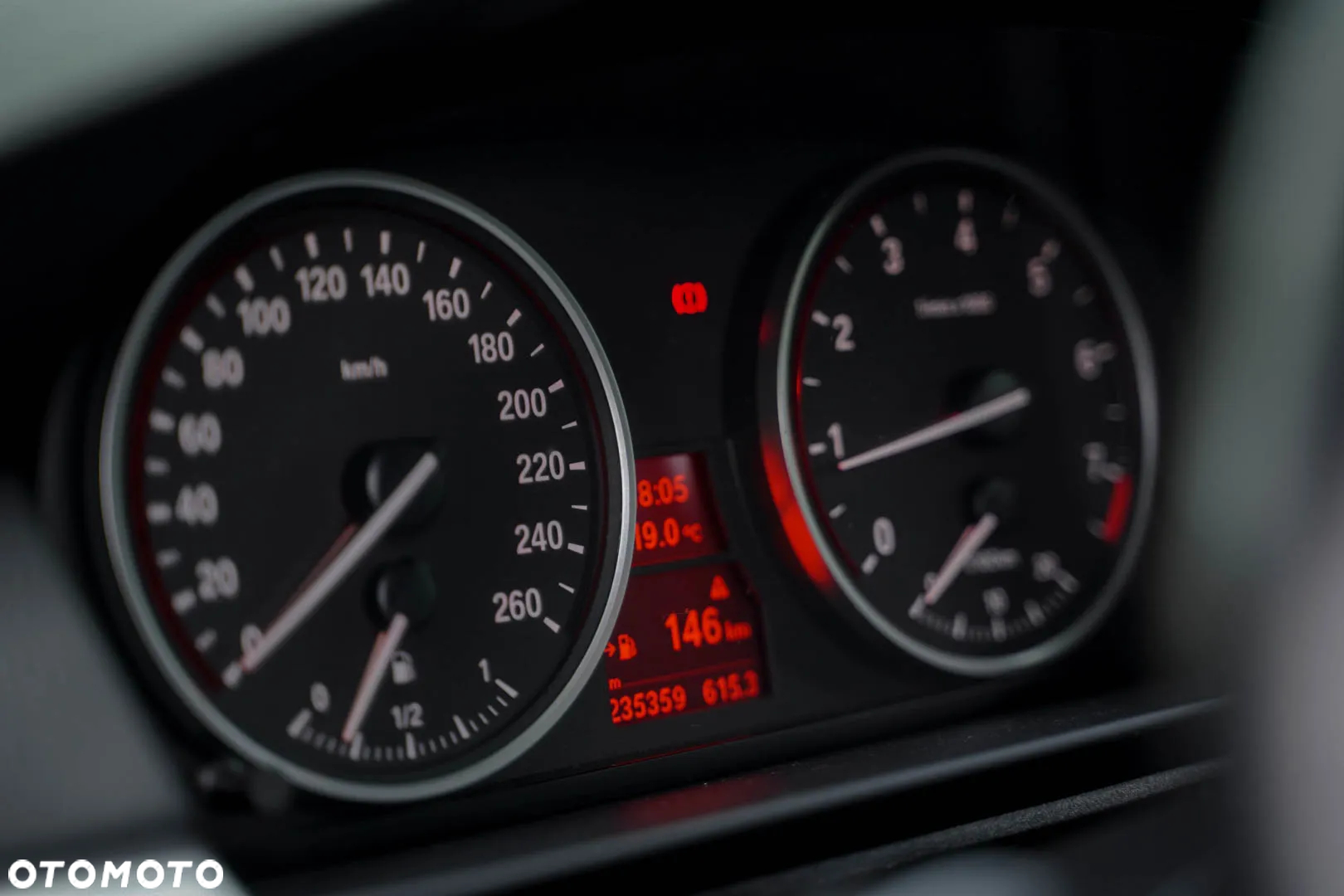 BMW Seria 5 520i - 15