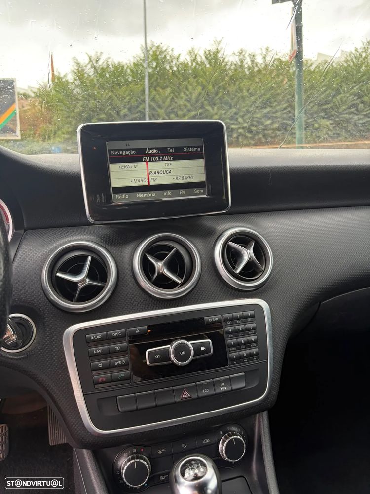 Mercedes-Benz A 180 CDI (BlueEFFICIENCY) Urban - 20