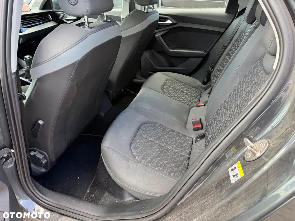 Audi A1 Sportback 25 TFSI advanced - 9