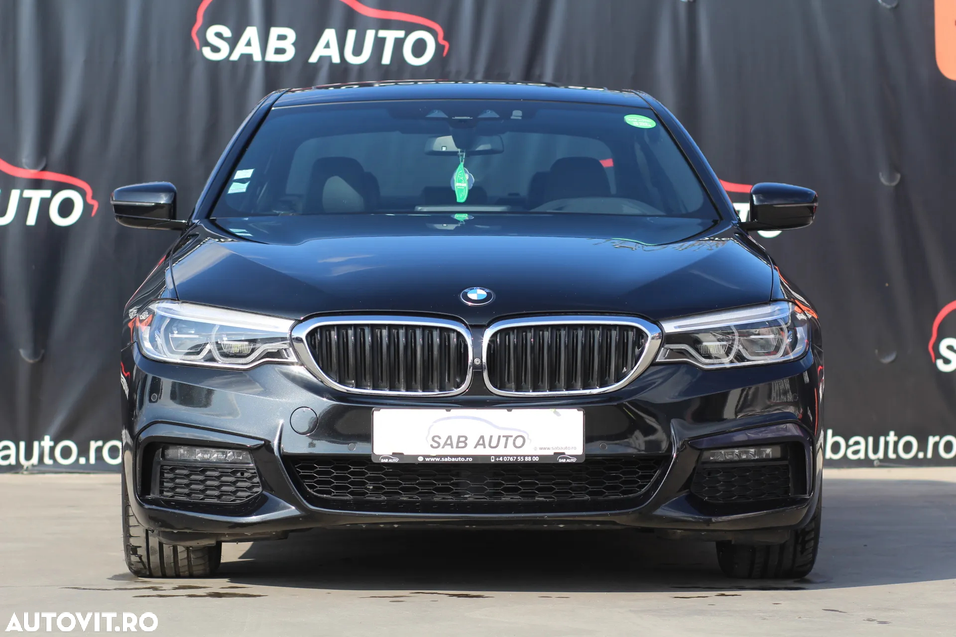 BMW Seria 5 520d Aut. M Sport Edition - 2