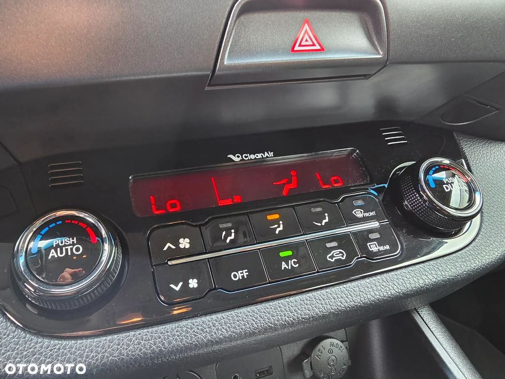 Kia Sportage 2.0 XL - 21