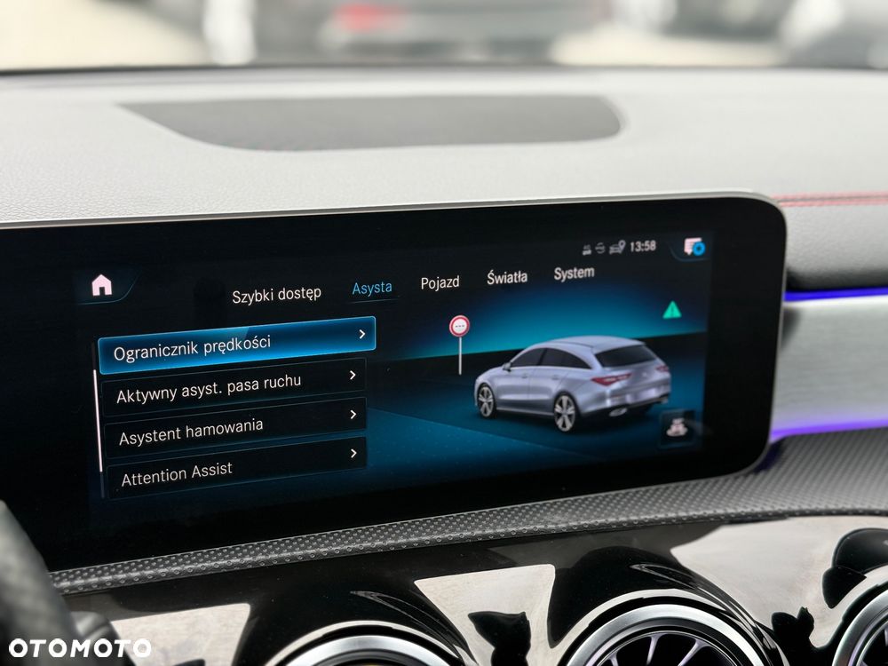 Mercedes-Benz CLA 200 7G-DCT AMG Line - 29