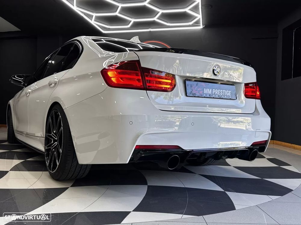 BMW 320 d Pack M - 22
