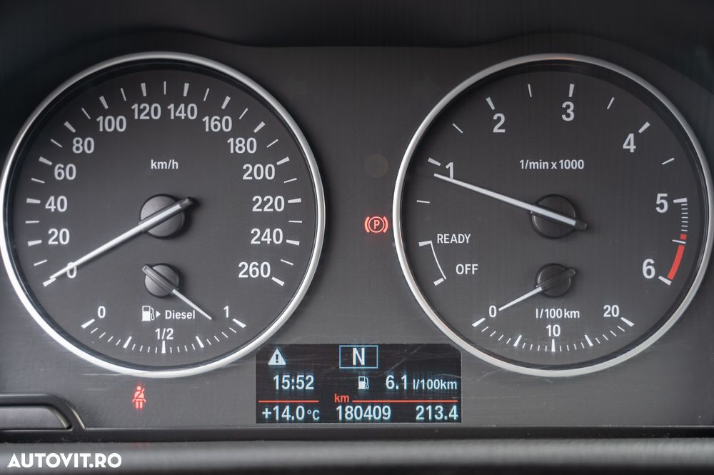 BMW Seria 2 218d Standard - 9