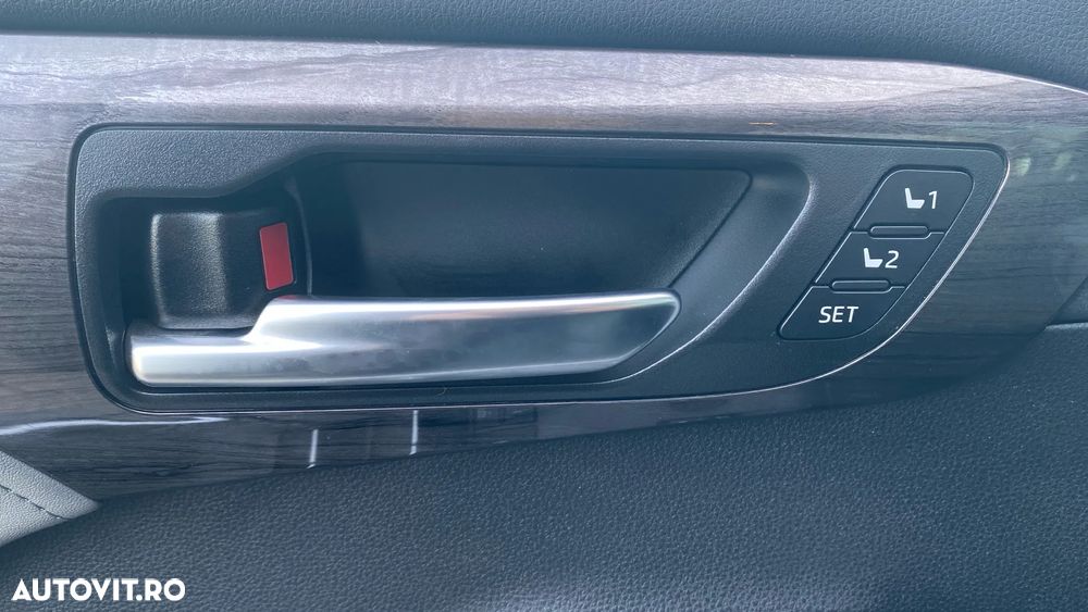 Toyota Highlander 2.5 L Hybrid Dynamic Force 248CP Luxury Pearly - 12