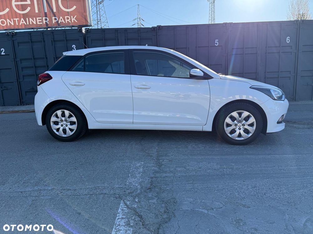 Hyundai i20 1.2 Select - 16