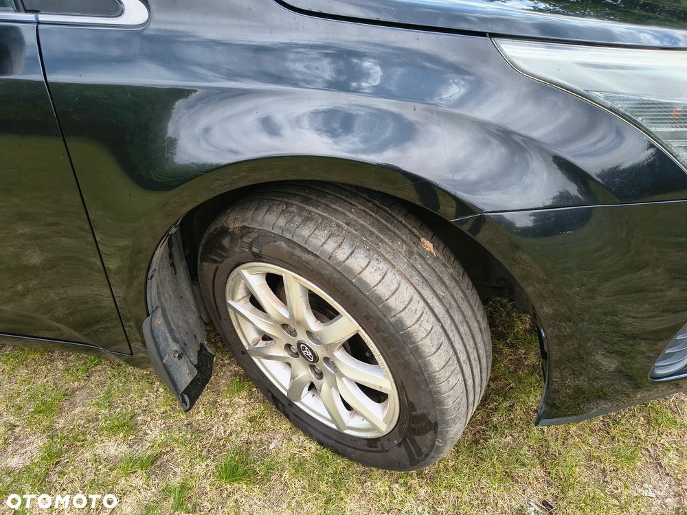 Toyota Avensis 1.8 Life - 8
