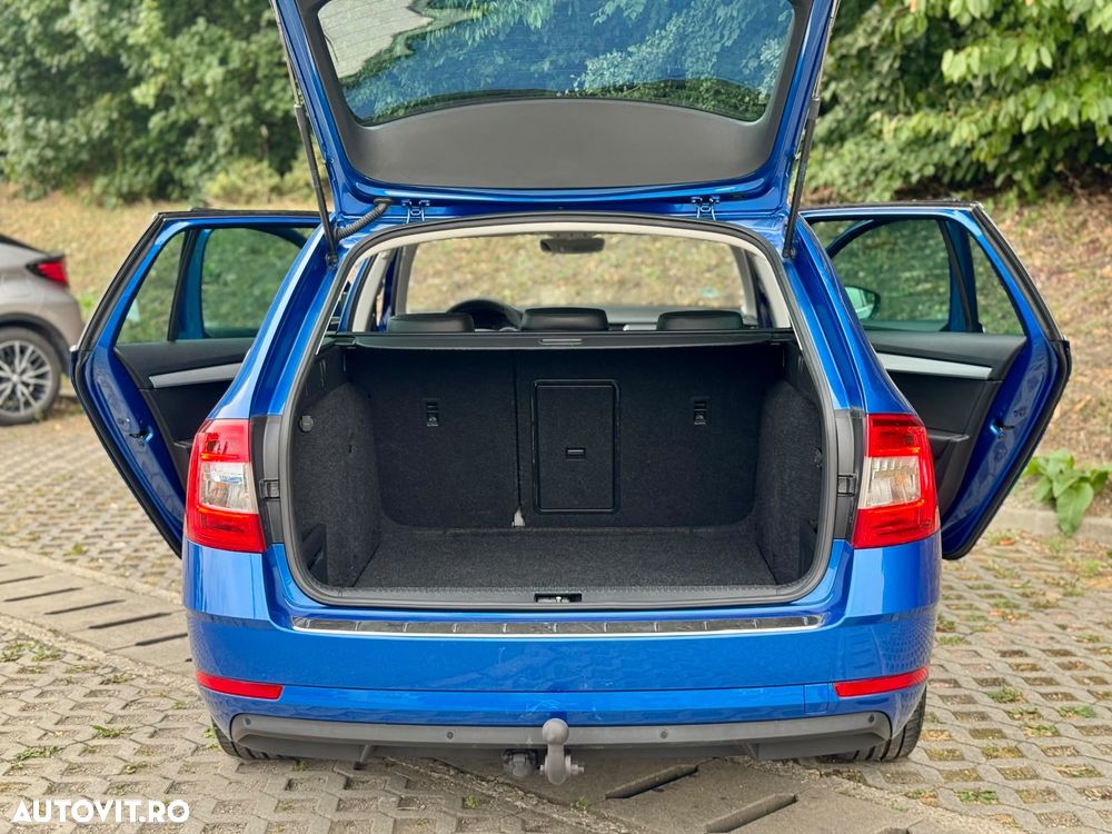 Skoda Octavia 1.6 TDI DSG Style - 19