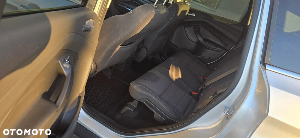 Ford Kuga 2.0 TDCi Titanium - 17