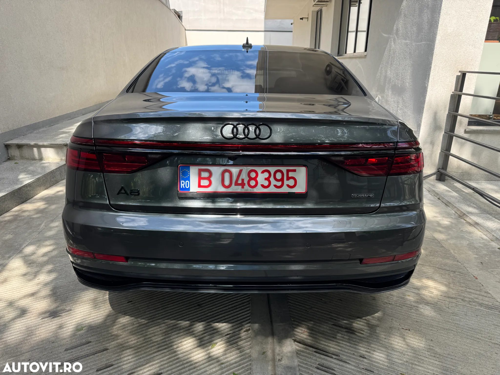 Audi A8 60 TFSI e quattro Tiptronic PHEV - 4