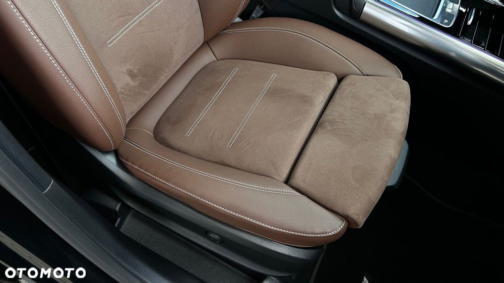 Mercedes-Benz GLA 200 mHEV AMG Line 7G-DCT - 25
