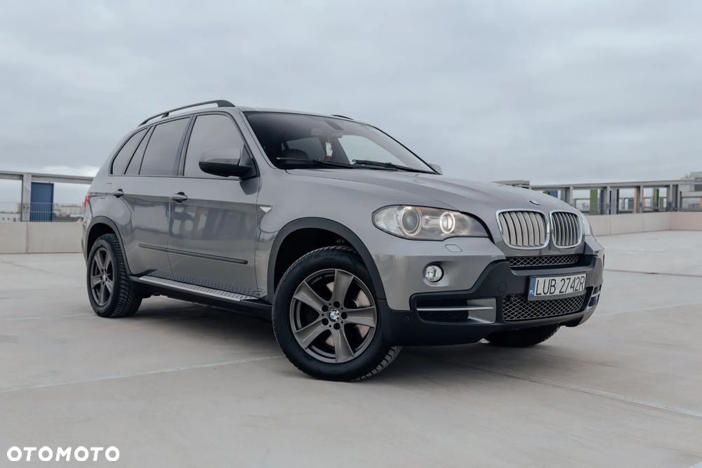 BMW X5 4.8i xDrive - 12