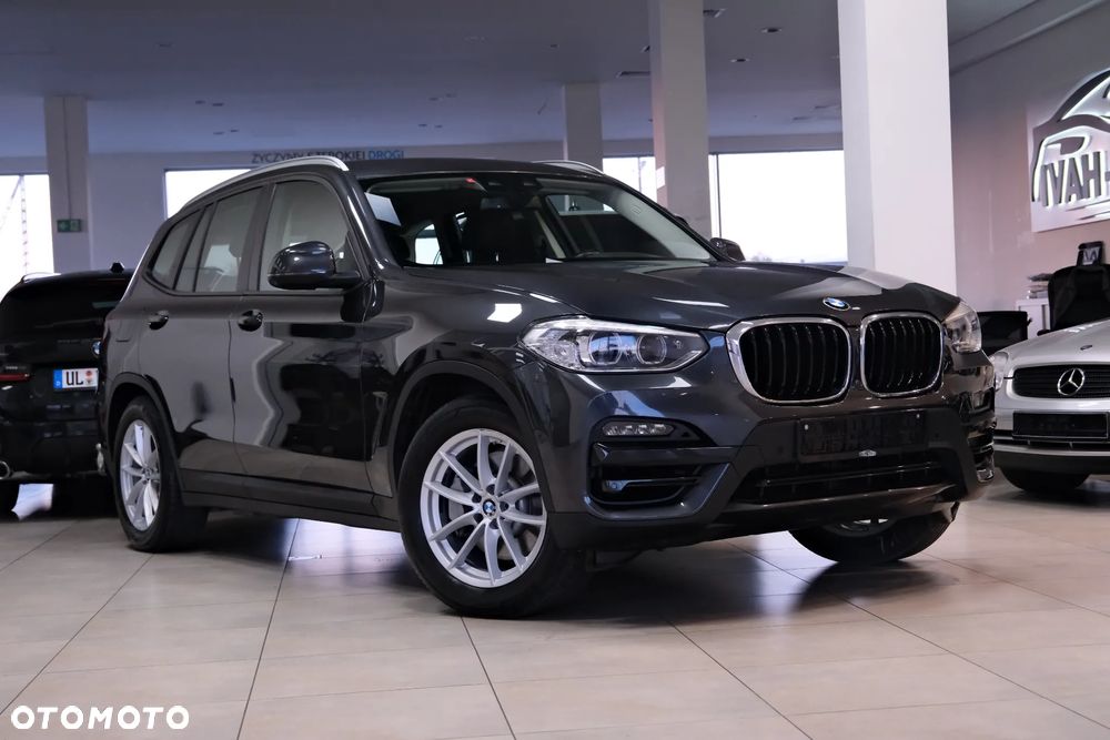 BMW X3 xDrive30e Luxury Line - 2