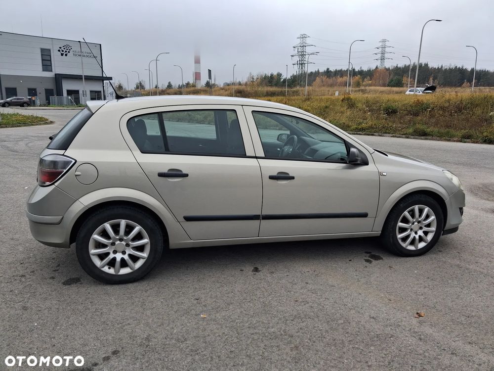 Opel Astra ver-1-6 - 3