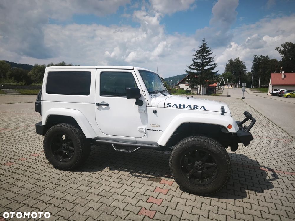Jeep Wrangler - 8